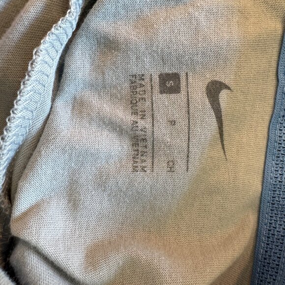 Nike UNC Tar Heels Lightweight Hoodie – Men’s Small, soft, casual, comfy - Picture 5 of 7